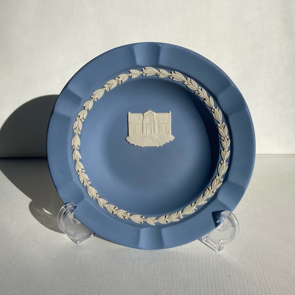 Wedgwood Brand Blue White Jasperware Small Ashtray with Unknown Building